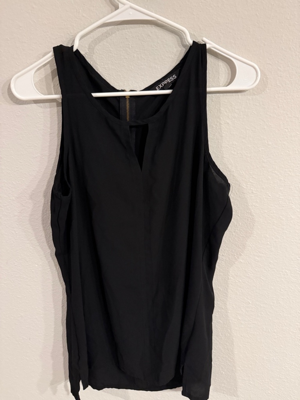Express Black Sleeveless Keyhole Tank